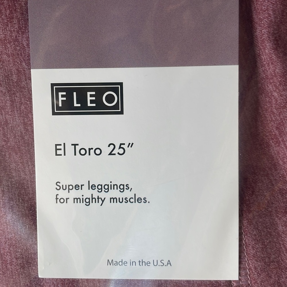 Fleo x Barbella box exclusive cranberry crush leggings size small